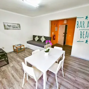 Bar And Apartamento
